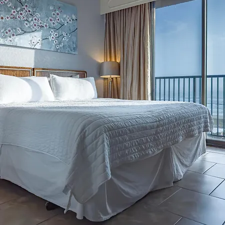 Isla Grand Beach Resort